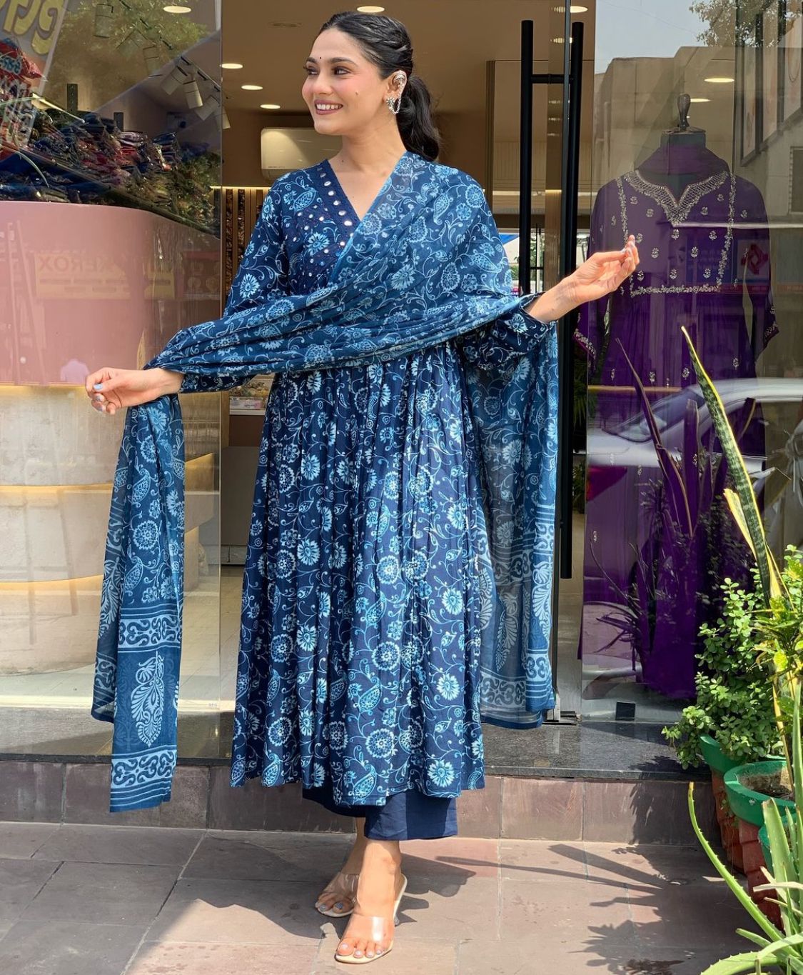 Classy Kurti Pant & Dupatta Set