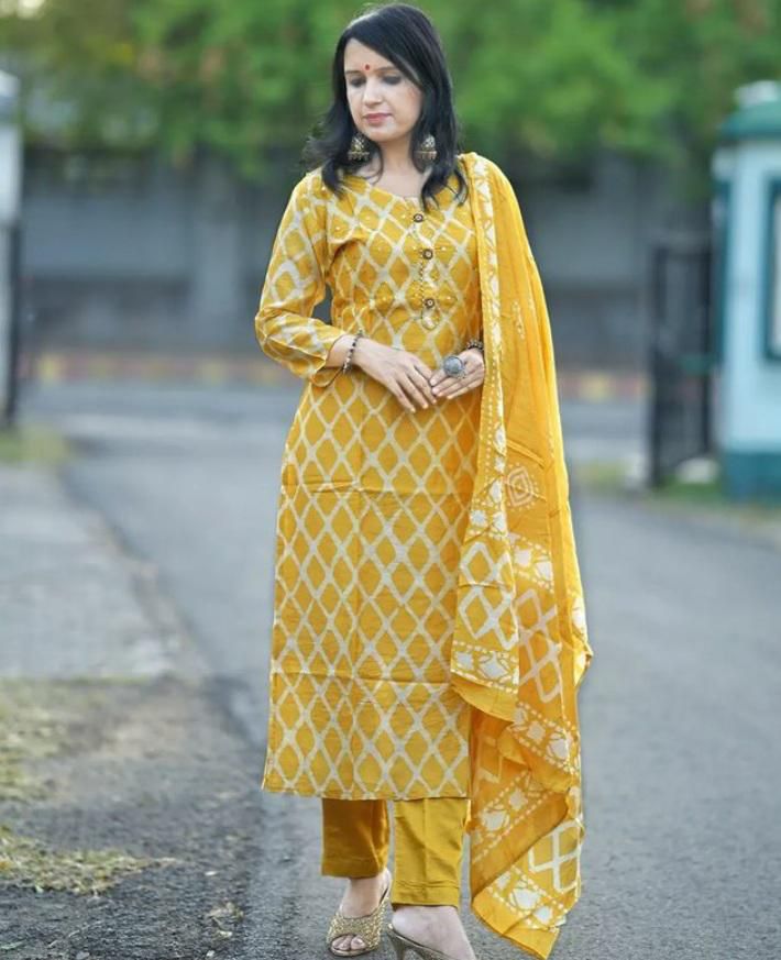 Ethnic Heavy Reyon Hand Wark Kurti With Pant