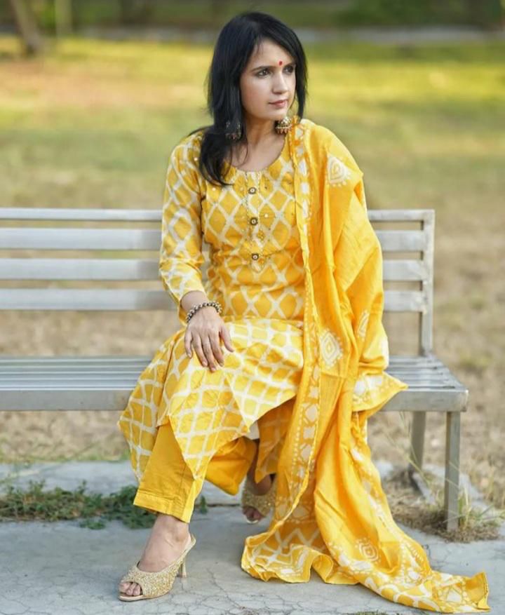 Ethnic Heavy Reyon Hand Wark Kurti With Pant