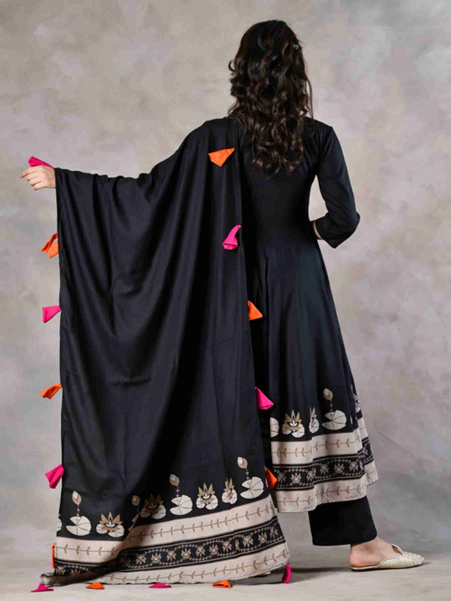 Heavy Black 3 Piece Set With Beautiful Duppta