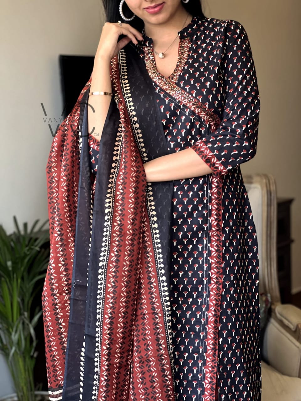 Jaipuri Hand Block Print Side Slit Cut And Angrakha Style