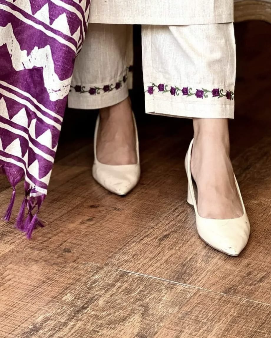 White And Purple Handloom Cotton Kurta Pant And Khadi Silk Ikkat Print Dupatta Set