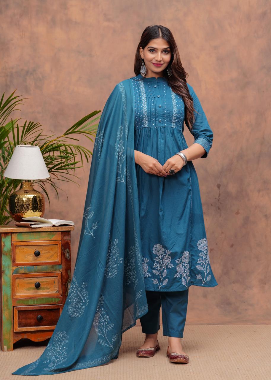 Women bLUE Printed Straight Kurta Suit Set