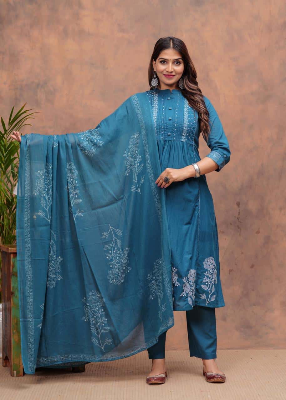 Women bLUE Printed Straight Kurta Suit Set