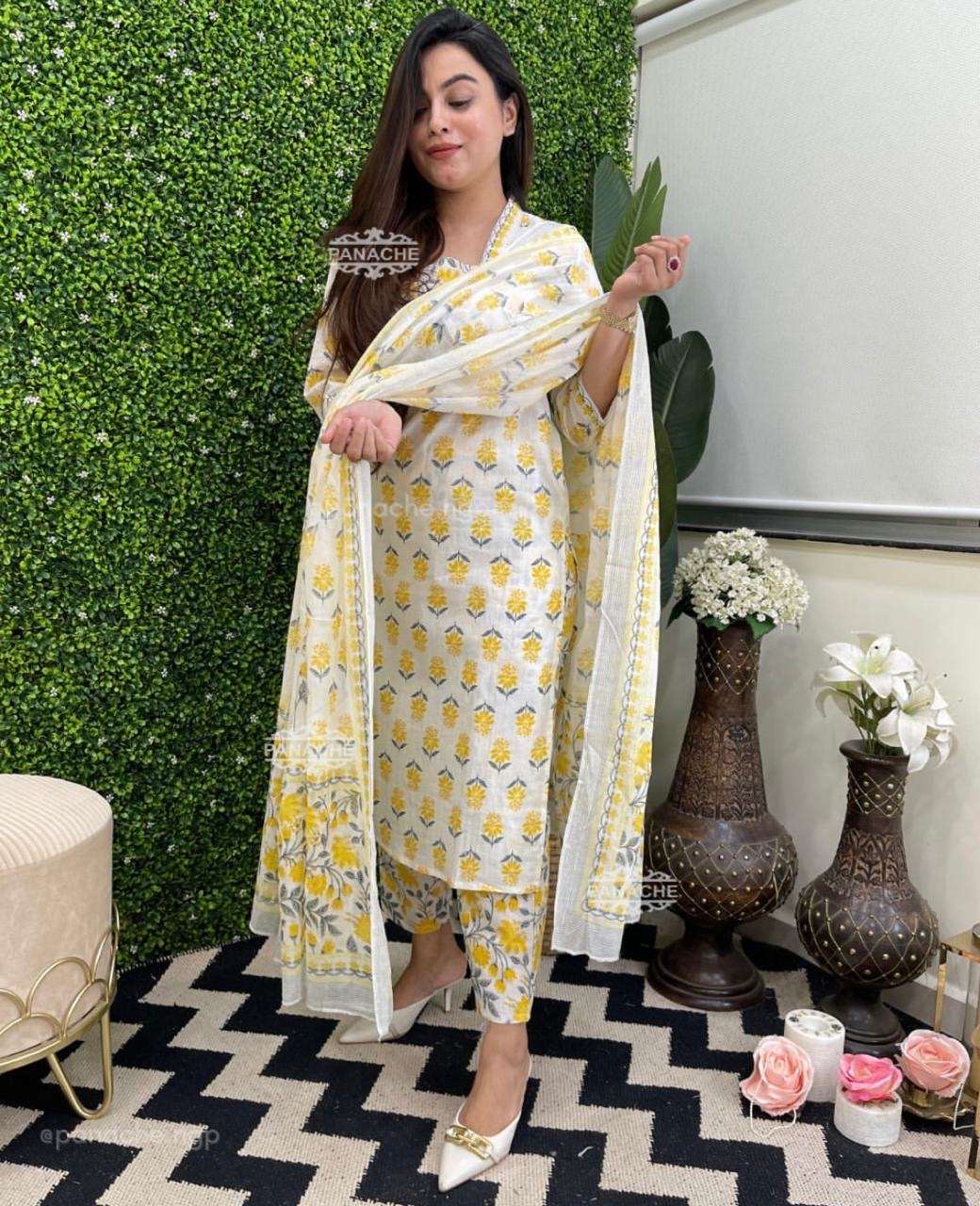 Beautiful kurta pant with dupatta set