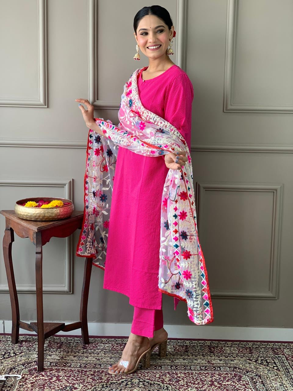 Beautiful kurta pant with embroidered dupatta