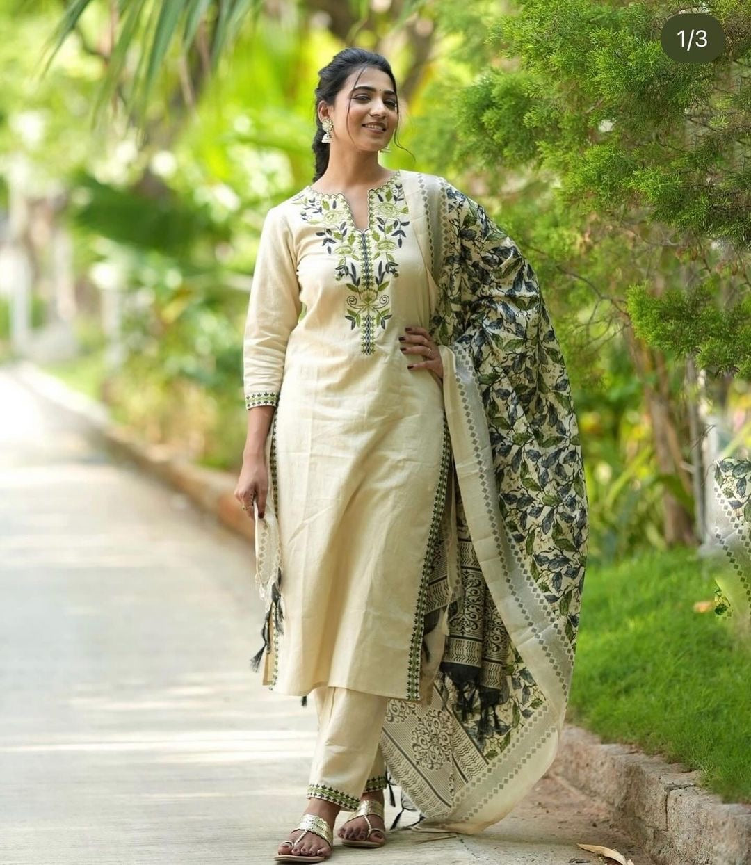 Beautiful Kurta pant paired with art silk dupatta