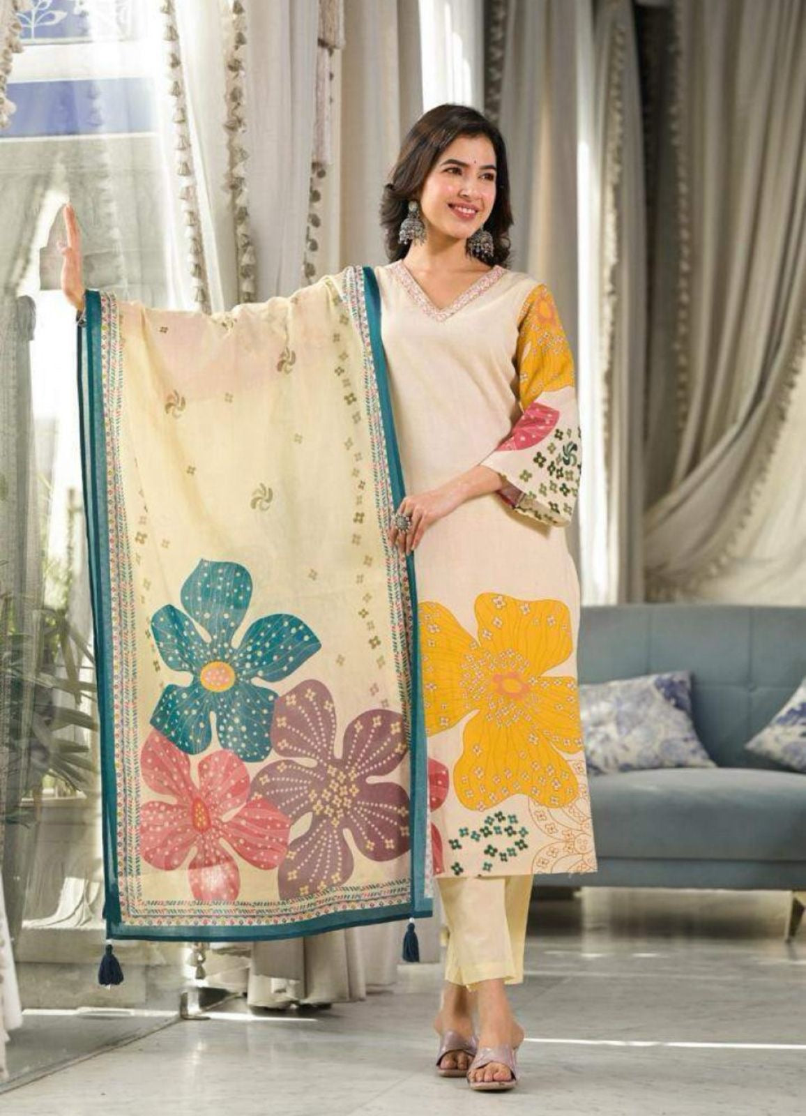 Elegant Pure Muslin Suit Set Beautifully Decorated With Beautiful Flower Print And Lace Detailing dupatta