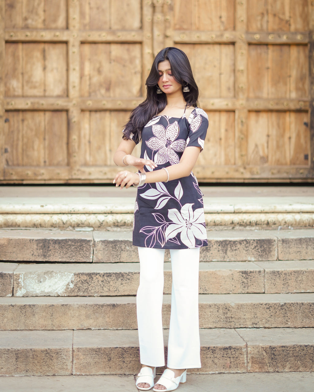 Muskan | Black & White Digital Print Cotton Short Kurti