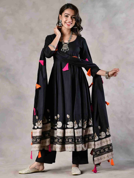 Heavy Black 3 Piece Set With Beautiful Duppta