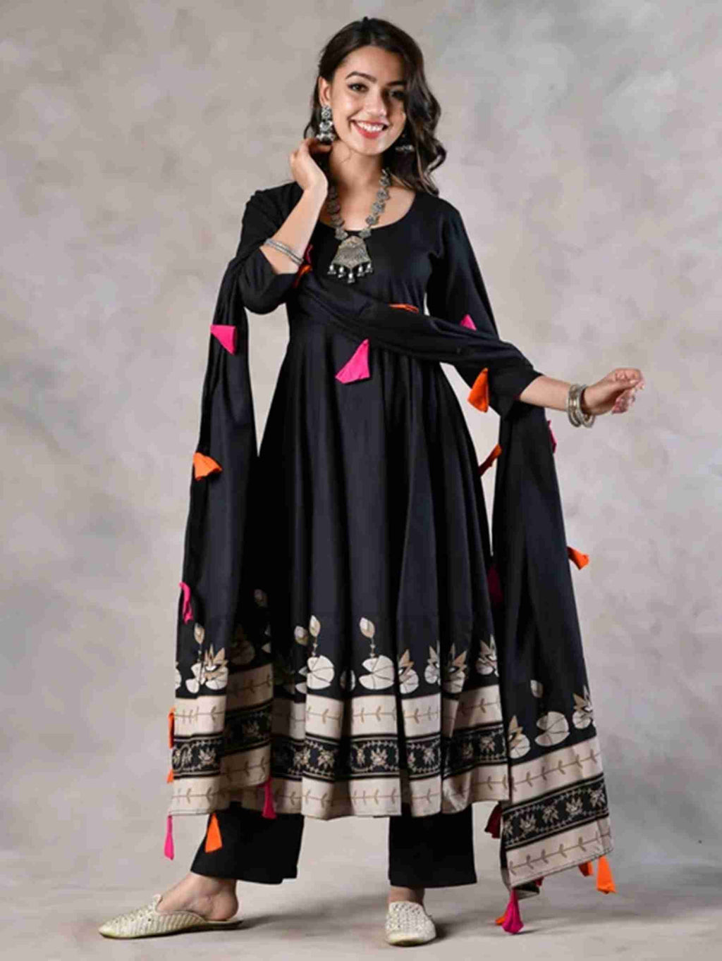 Heavy Black 3 Piece Set With Beautiful Duppta