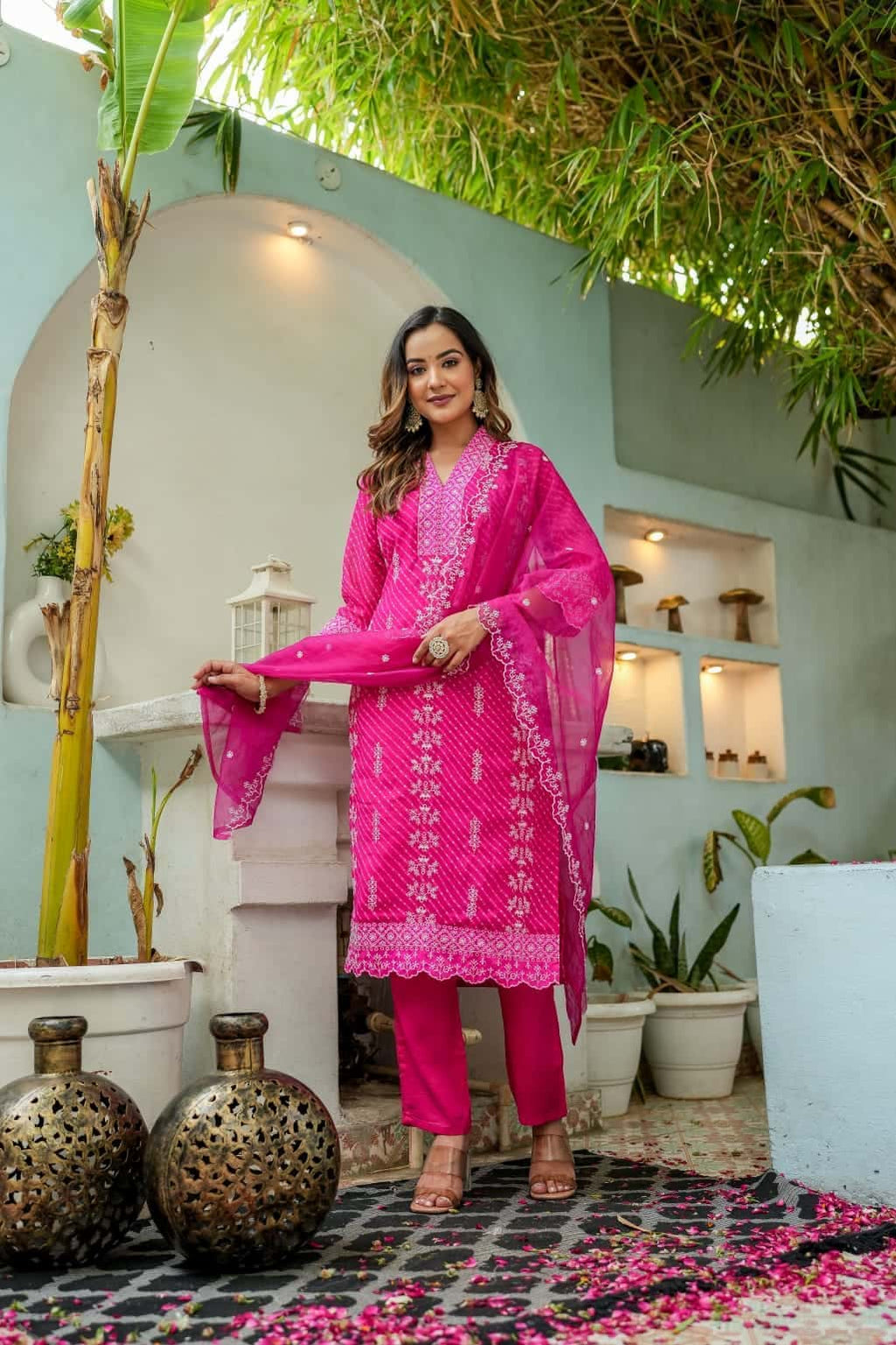 Pink Mothra Leheriya Georgette Kurta Pant Dupatta Set In Thread Work