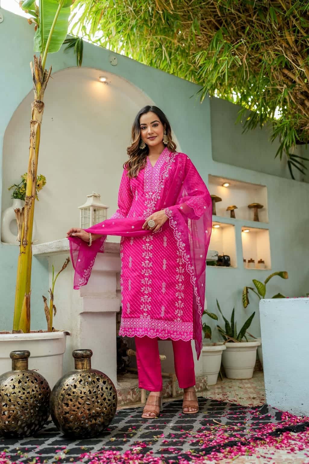 Pink Mothra Leheriya Georgette Kurta Pant Dupatta Set In Thread Work