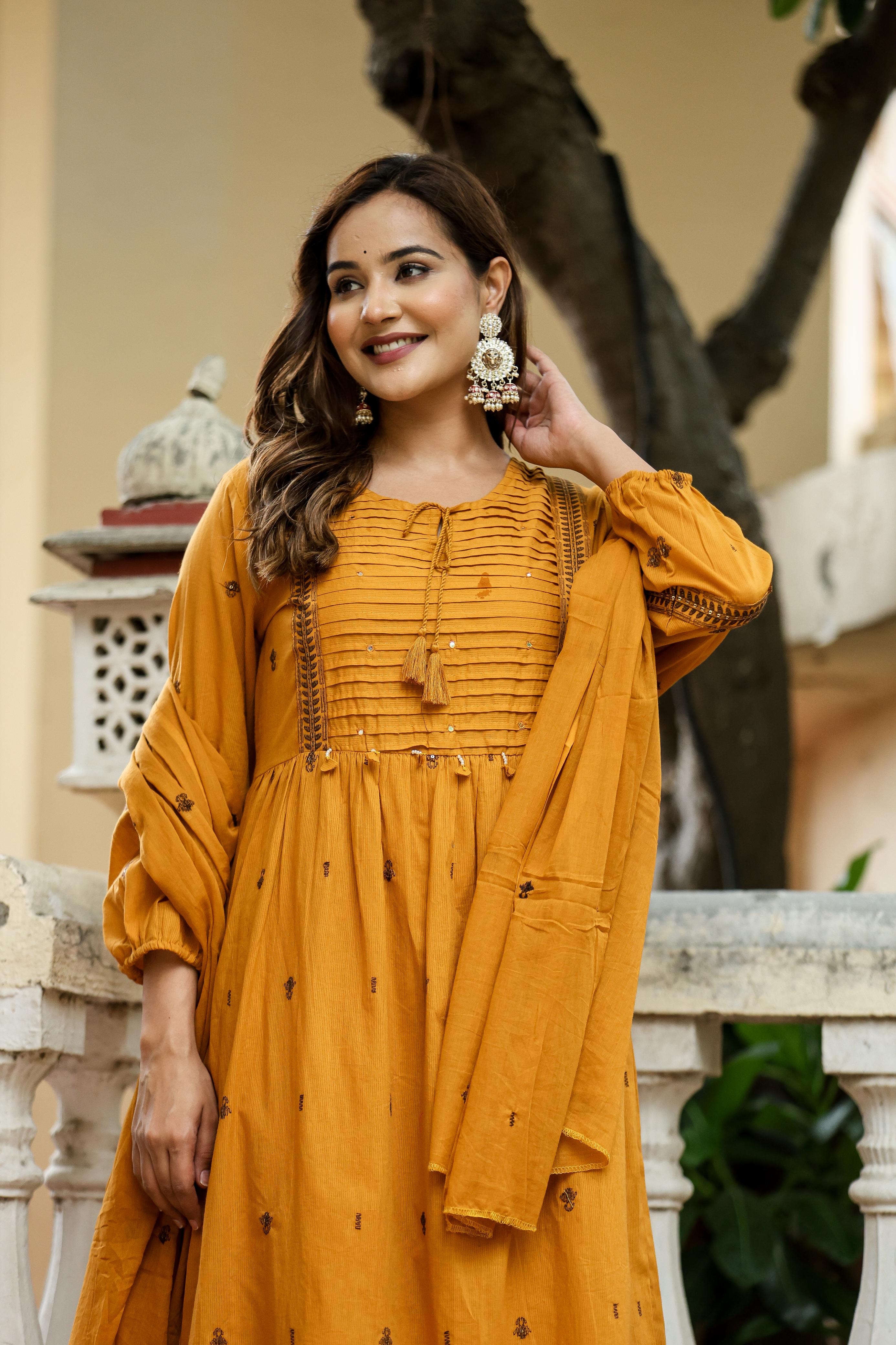 Heavy Embroidery 3 Piece Suit Set With Dupatta