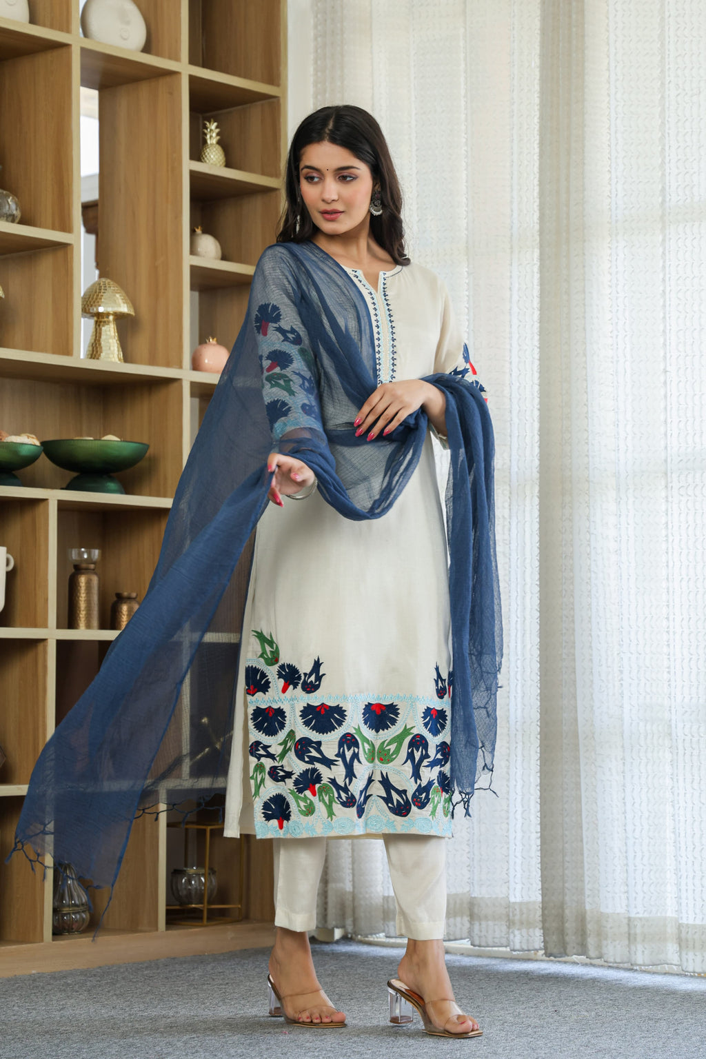 Pure Mulmul 3 Piece Suit Set with Dupatta