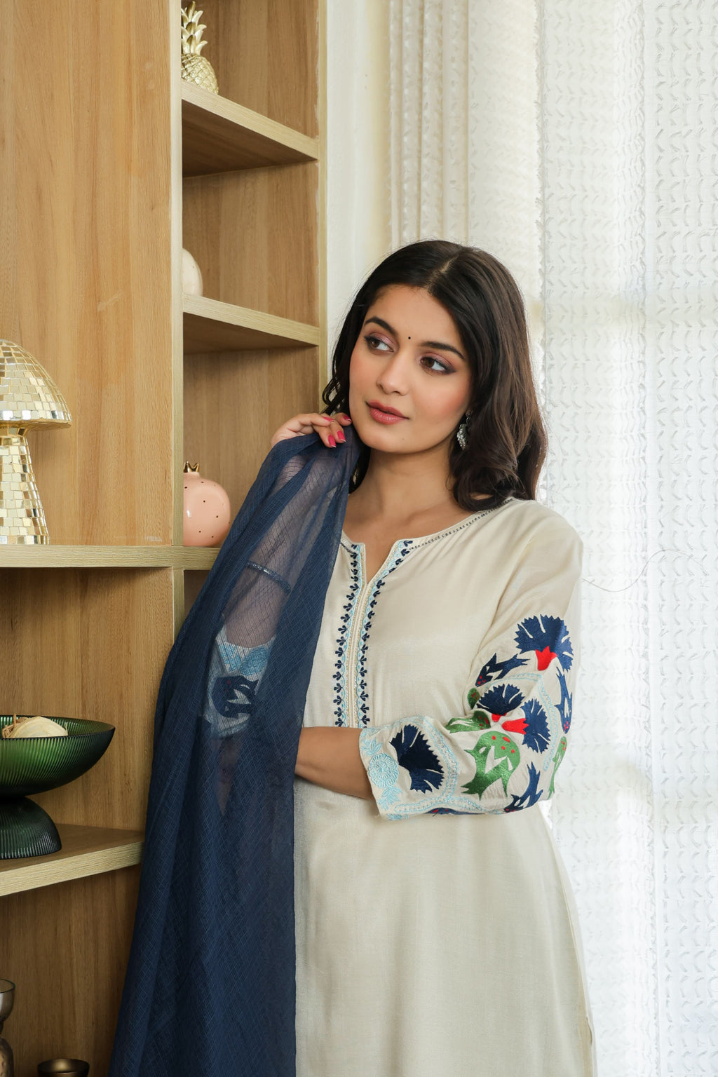 Pure Mulmul 3 Piece Suit Set with Dupatta