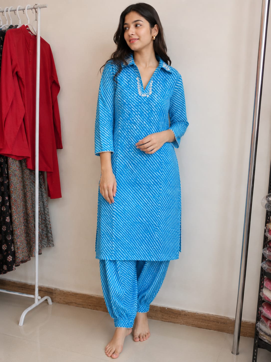 Turquoise Blue Shaded Leheriya Straight Kurta Set with Embroidered Collar