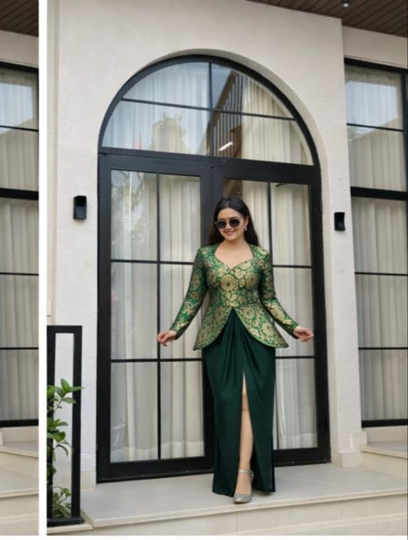 Amazing Black Brocade Top With Skirt