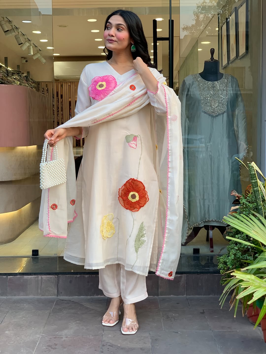 Hand-Appliqué Mul Cotton Suit Set