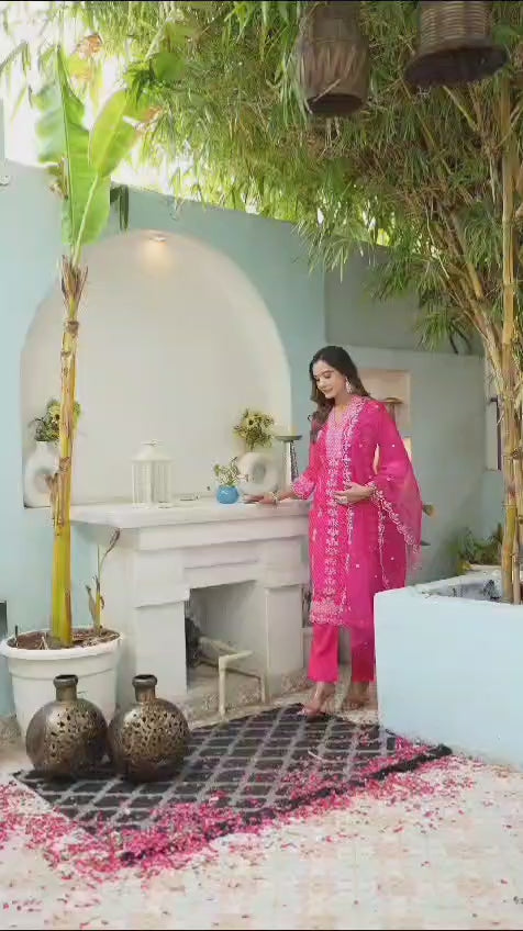 Pink Mothra Leheriya Georgette Kurta Pant Dupatta Set In Thread Work