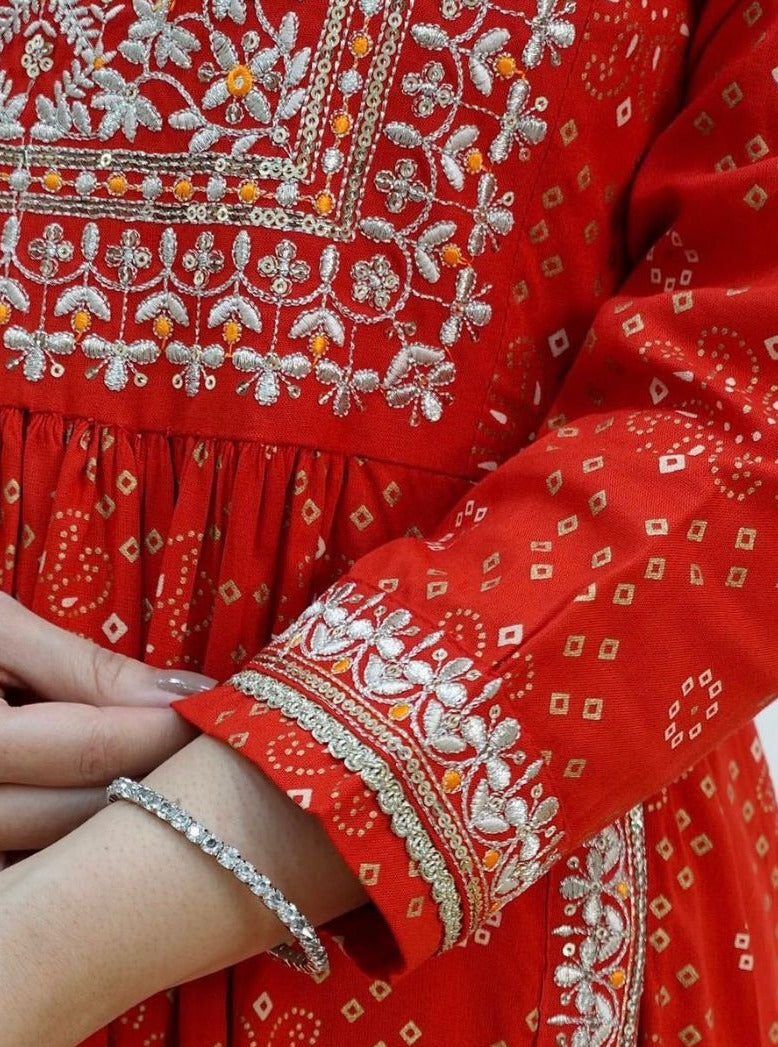 Chic Bandhni Kurta Set: Nyra Viscose