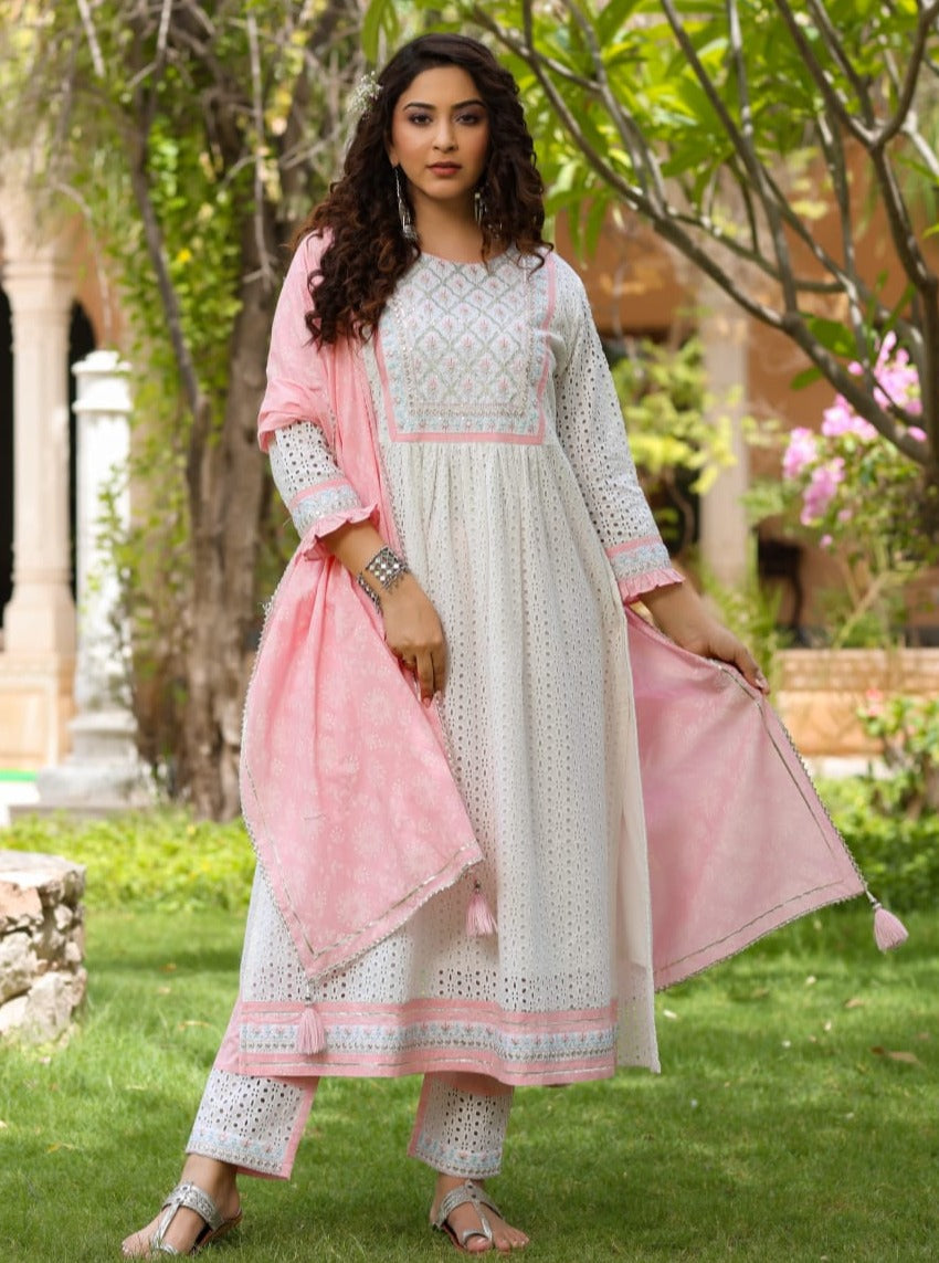 Elegant White Embroidered Kurta Set