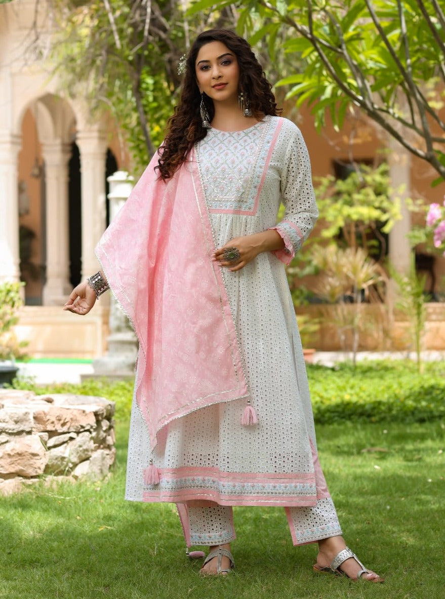 Elegant White Embroidered Kurta Set